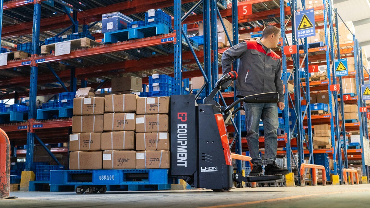 elektrisk pallyftare med åkplatta rpl201